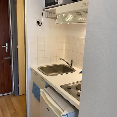 Studio Avec Balcon Et Place De Parking T558